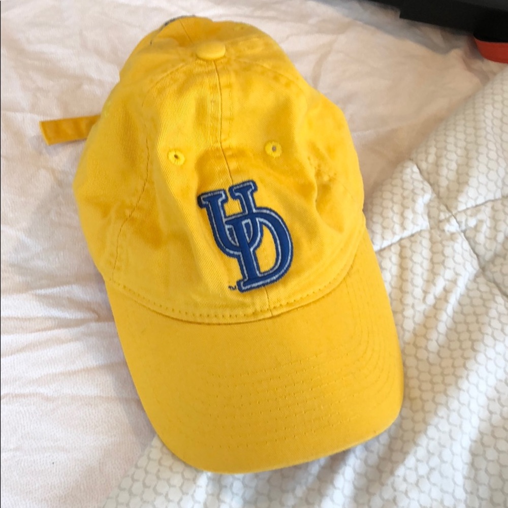 University of delaware hat